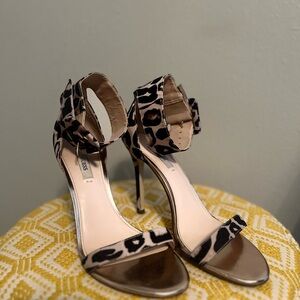 Guess heeled sandal